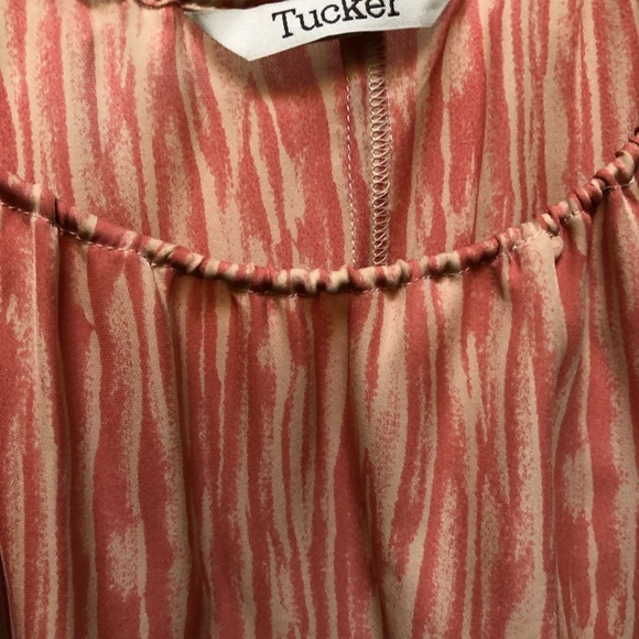 Ladies silk camisoles with spaghetti straps - Picture 6 of 6